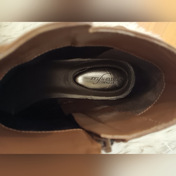 Alfani ankle booties leather  light brown 7M - Picture 5 of 9